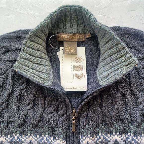 INIS CRAFTS MERINO WOOL ZIP SWEATER NWT LARGE - Picture 2 of 16